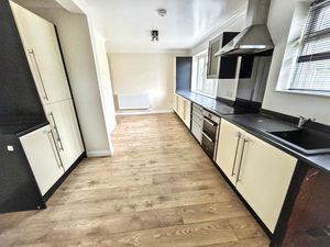 Photo 21- click for photo gallery